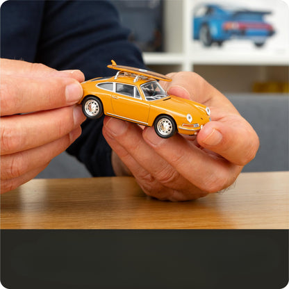 Porsche 911 with Surfboard Special Limited Edition! Advent Calendar 1:43